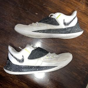Size 13 - Nike Kyrie Low 3 Team White Black 2020
